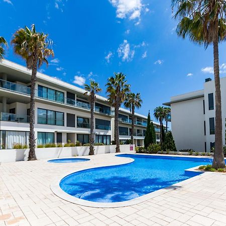 Cavalo Preto Luxury Beach Apartment By Golden Zenith Quarteira Exterior photo