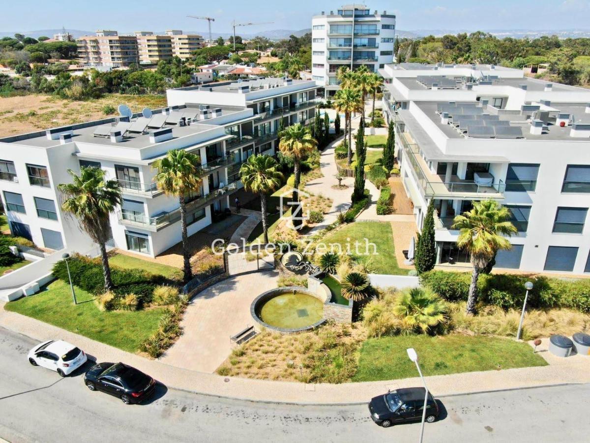 Cavalo Preto Luxury Beach Apartment By Golden Zenith Quarteira Exterior photo