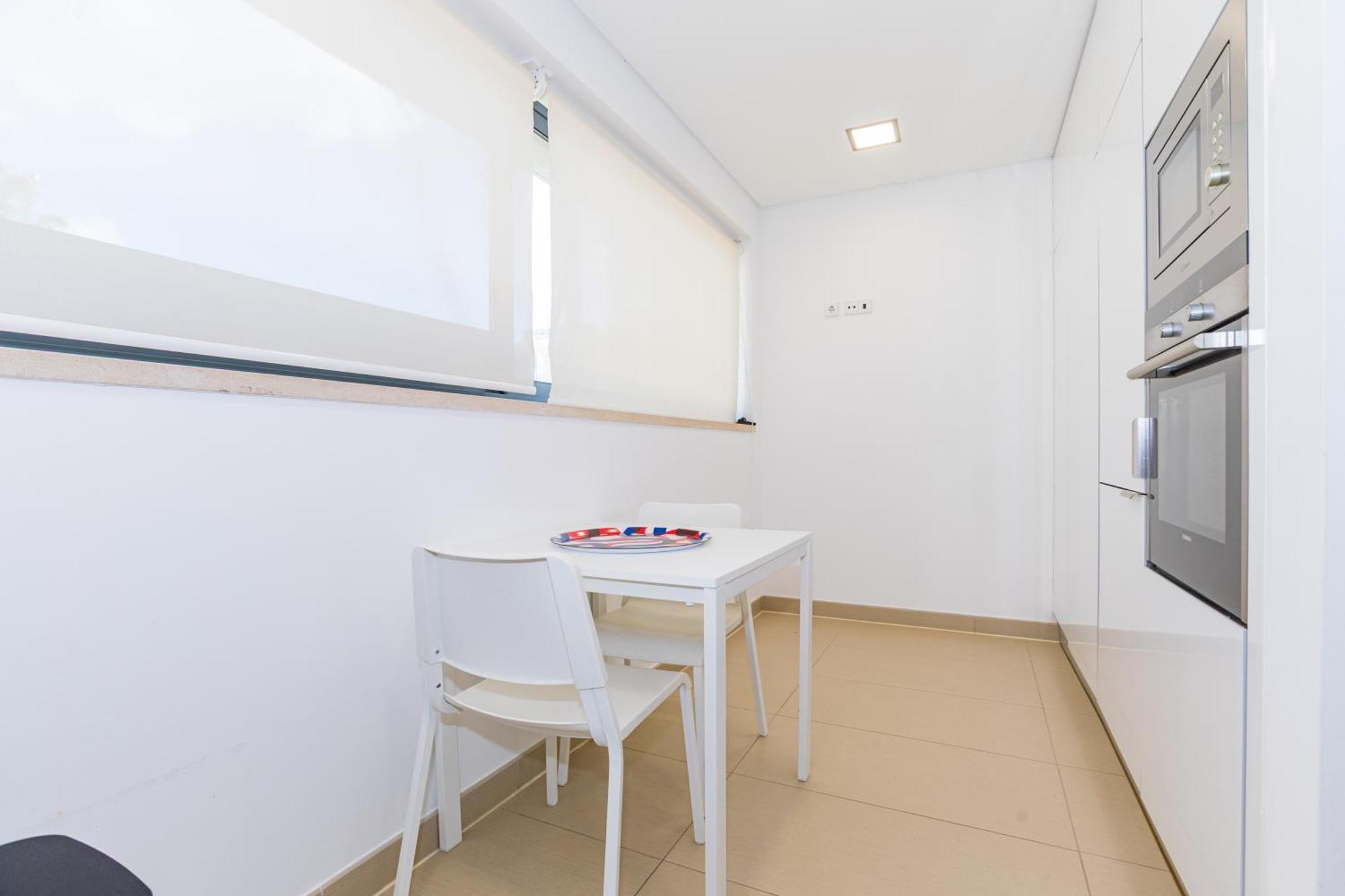 Cavalo Preto Luxury Beach Apartment By Golden Zenith Quarteira Exterior photo