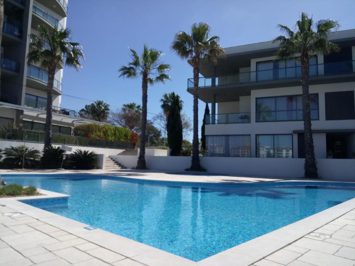 Cavalo Preto Luxury Beach Apartment By Golden Zenith Quarteira Exterior photo